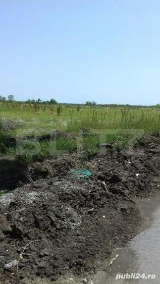 Teren cu suprafață de 2,6 ha, zona Aeroport
