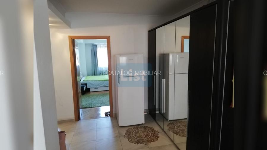 Apartament 3 camere in piata Cipariu - 12