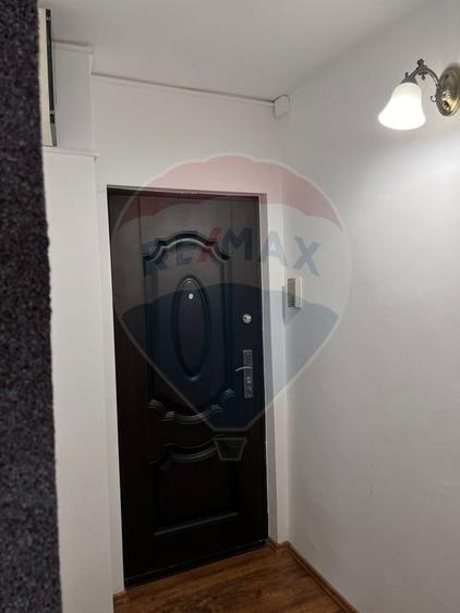 Spațiu comercial/birouri, acces separat, suprafață generoasă