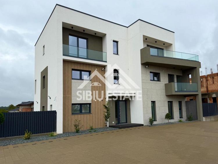 Apartament exclusivist 4 camere, intabulat, 115 mp , Grădină 200 mp ,