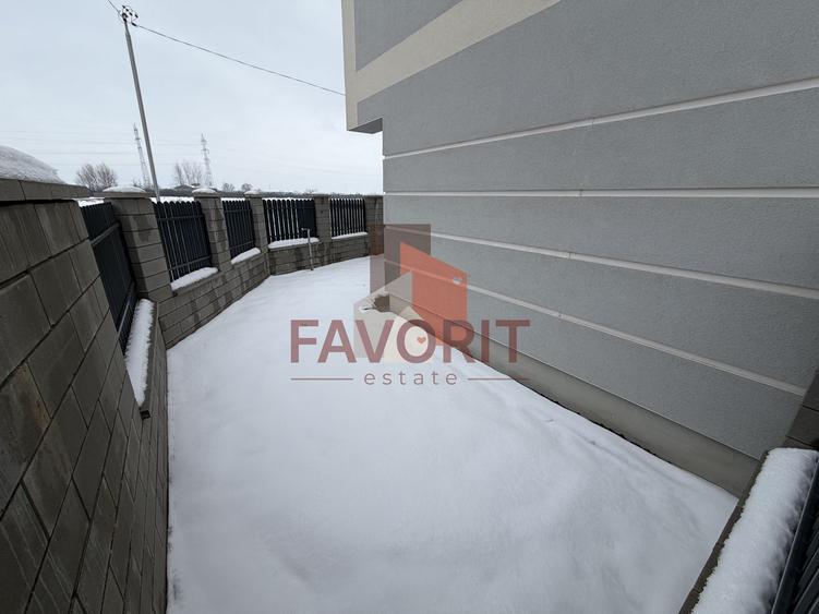 NOU. Gradina proprie de 103 mp si 2 locuri de parcare inscrise in CF.