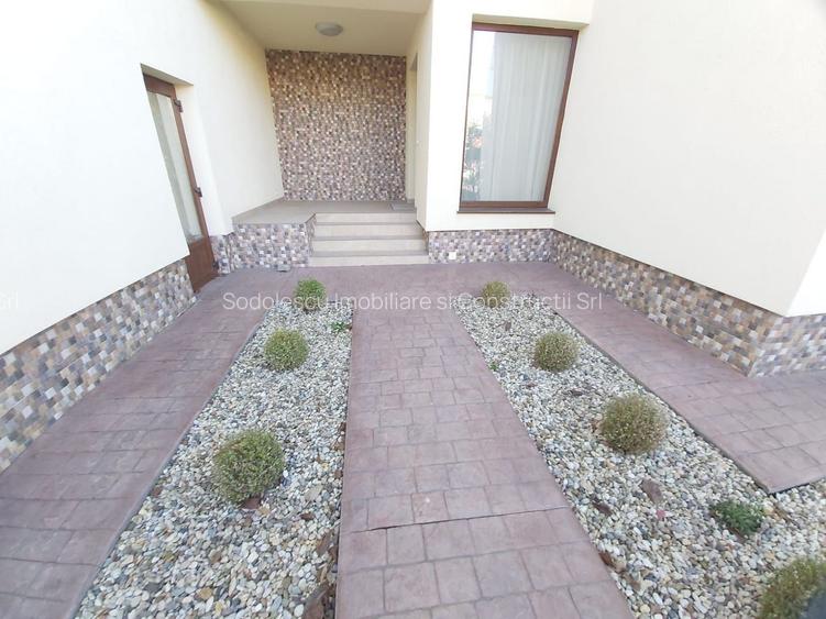 CASA DE VANZARE-MEHALA - 21