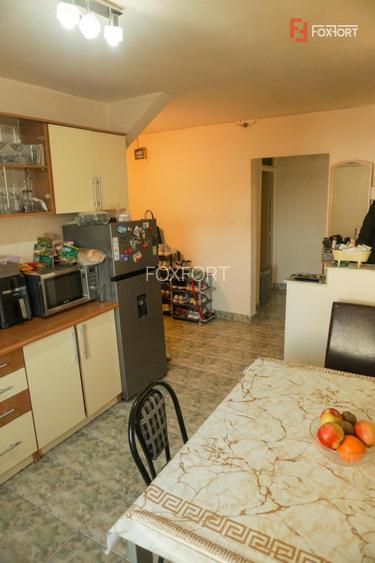 Apartament de vanzare cu 3 camere de 75 mp, zona Bucovina - 5