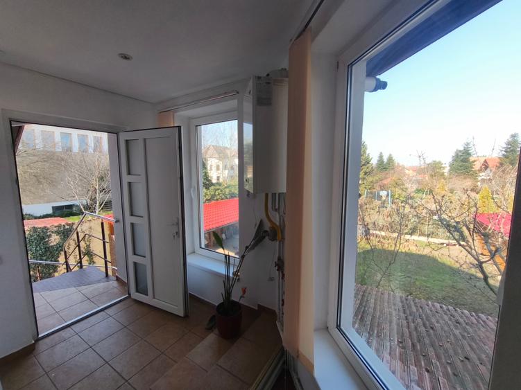 Dumbravita apartament la casa 600 euro