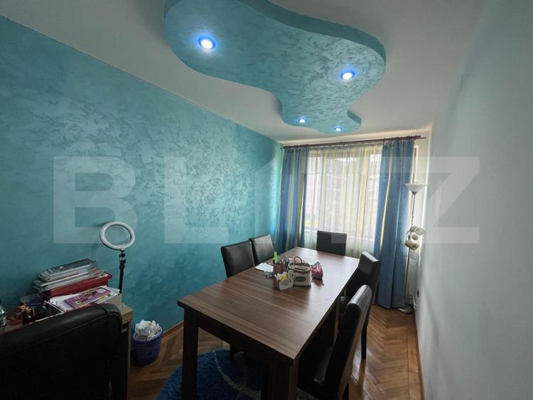 Apartament 3 camere de inchiriat, parcare, zona Unirii