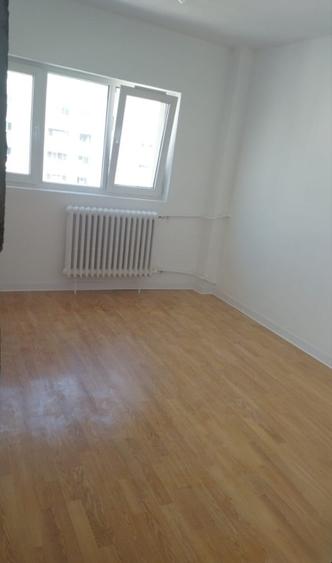 Metrou 8M-Proprietar2 camere, dec 54 mp, renovat 2026/1983 | Arena Națională