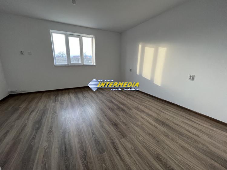 Casa noua cu 4 camere , pivnita de vanzare Alba Iulia finisata teren 1400 mp