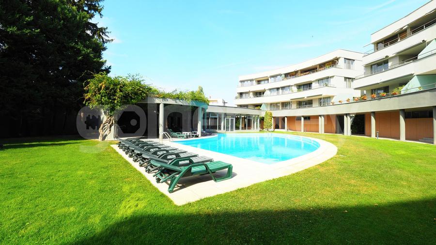Apartament modern cu 3 camere | garaj | piscina comuna
