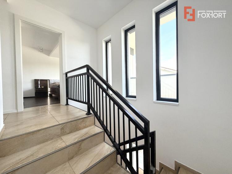 Duplex mobilat complet, 4 camere, teren 430 mp in Sanandrei