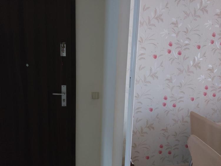 Persoană fizică vând apartament 4 camere în Plopilor