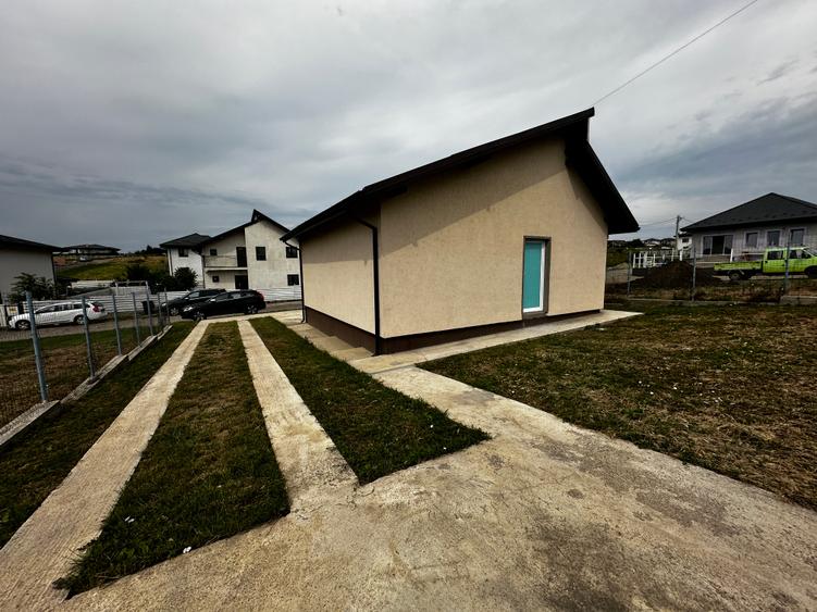 Spatiu comercial de vanzare Miroslava