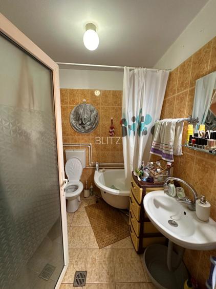 Casa de vanzare, zona ultracentrala, Radauti - 5