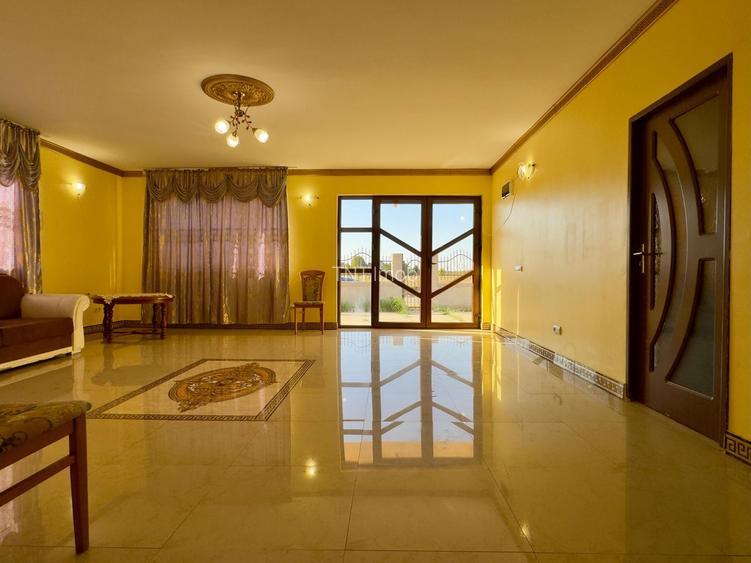 Casa Individuala Bacu | 200mp P+1 | 4 camere | Comision 0!