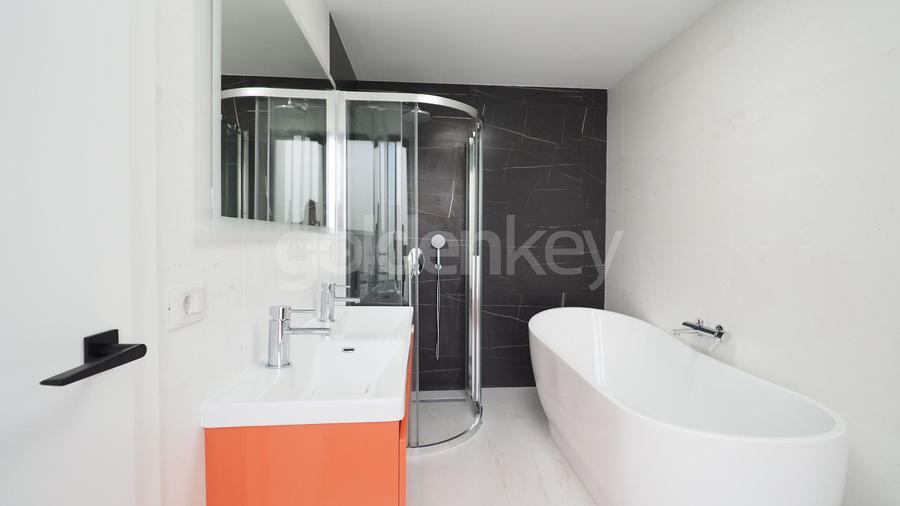 Vila contemporana cu 5 camere, finisaje premium si garaj