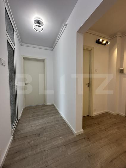 De vânzare apartament 3 camere decomandat – 66,49 mp – complet renovat