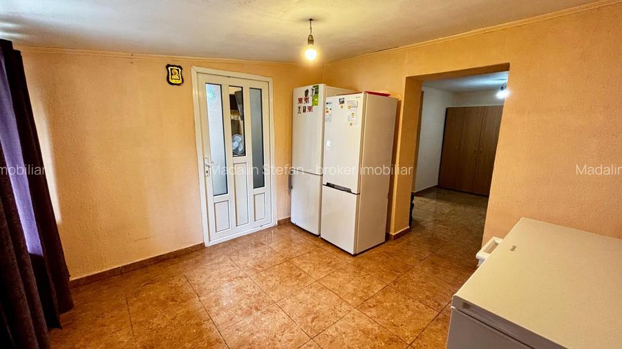 VANZARE 2 CORPURI DE CASA - TEREN 744 MP - BRATASANCA, PRAHOVA - 11