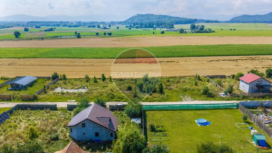 Teren intravilan cu gradina 1437 mp Bod/ PUZ - 4