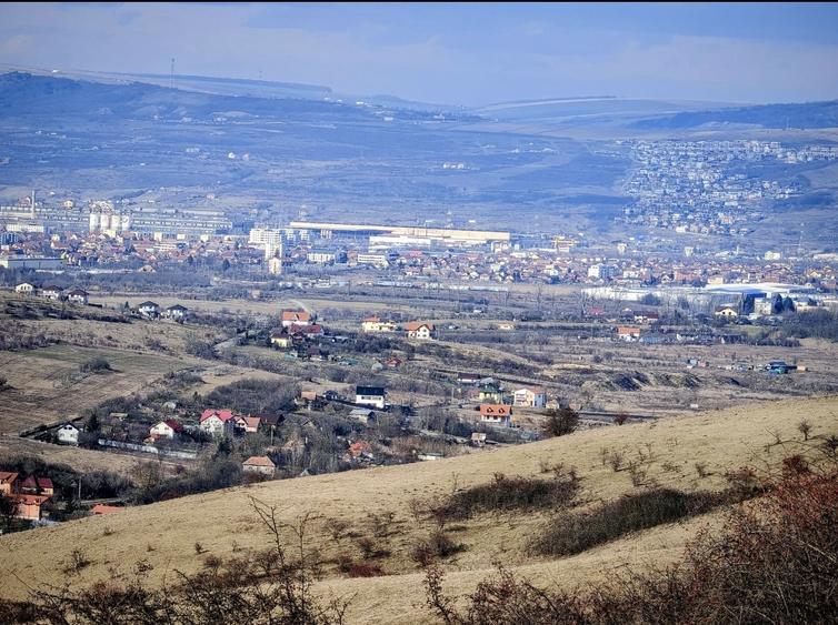 TEREN INTRAVILAN ,17.350 mp , in zona BORHANCI - SOPOR