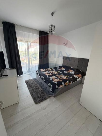 Apartament modern cu 3 camere de închiriat în zona Brazda lui Novac