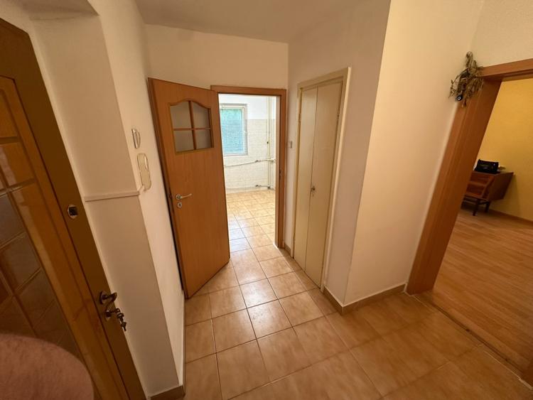 Apartament 2 camere semidecomandat, 47 mp, Etaj 2/4, Nord Ploiești