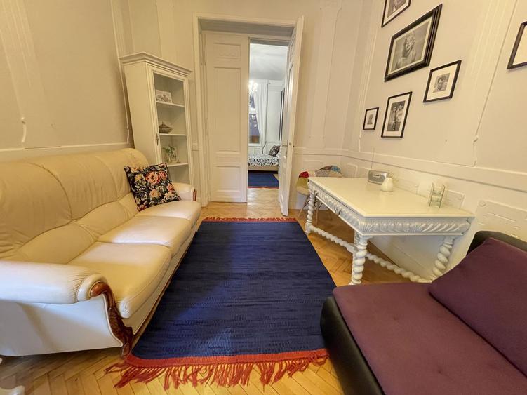 Apartament 4 camere spatios  in zona Sinaia