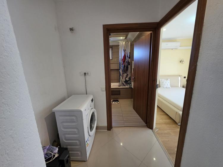 3 camere, 2 bai, decomandat, finisat, Piata Zorilor