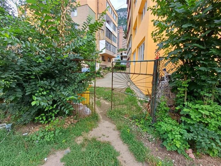 Baile Herculane, De Vanzare Vila Miramonte, 3204 Mp. Teren Intravilan, In Centru