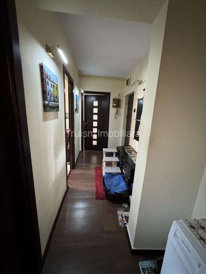 Apartament 2 camere, etaj 6/8, Malu Rosu - 7