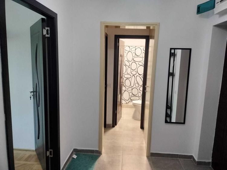 Apartament 2 camere, etaj 2, vis-a-vis de parc, pet friendly, Titan