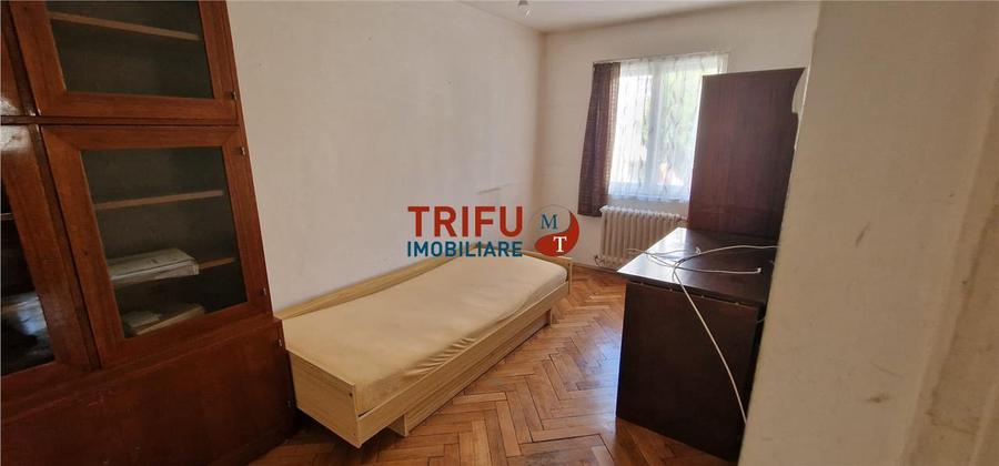 Apartament 3 camere et.1 zona Școlii Generale nr. 6