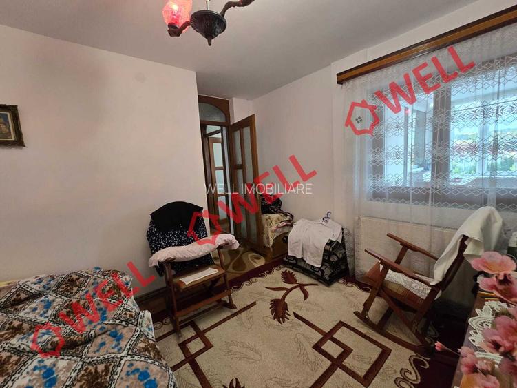 Apartament cu 3 camere de vânzare în Întorsura Buzăului, pe strada Mihai Viteazu