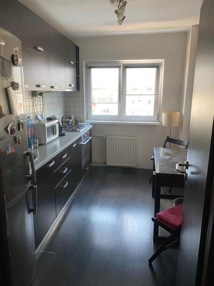 Brancoveanu metrou - 3 camere , 2 bai