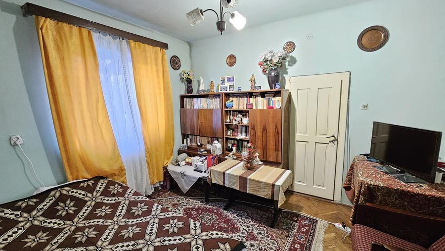 Casa solida D+P, 5 camere, 530 mp teren, cartier Andrei Muresanu