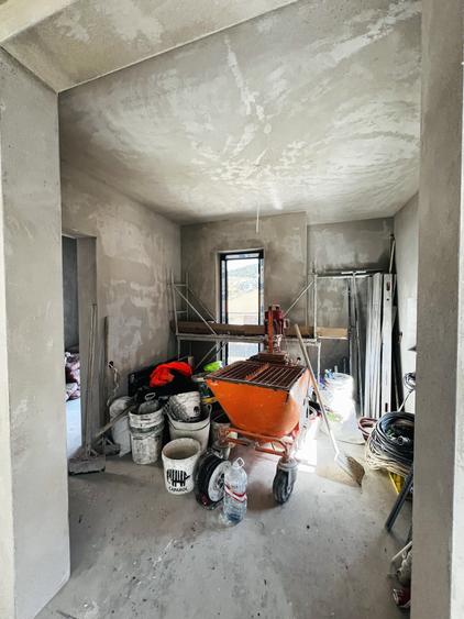 Casa individuala , 146 mp utili , 400 mp teren liber , in zona Tauti