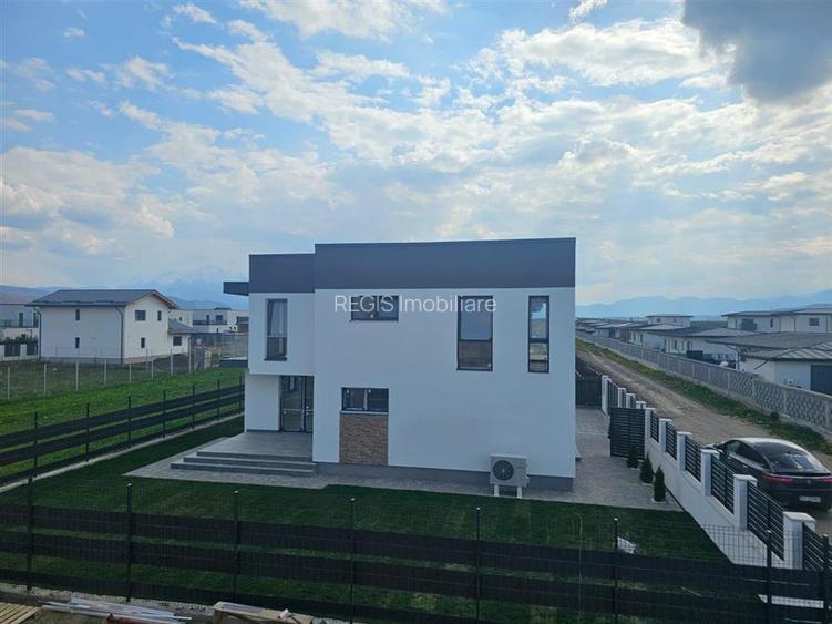 Vila moderna de 4 camere in Cristian - 12