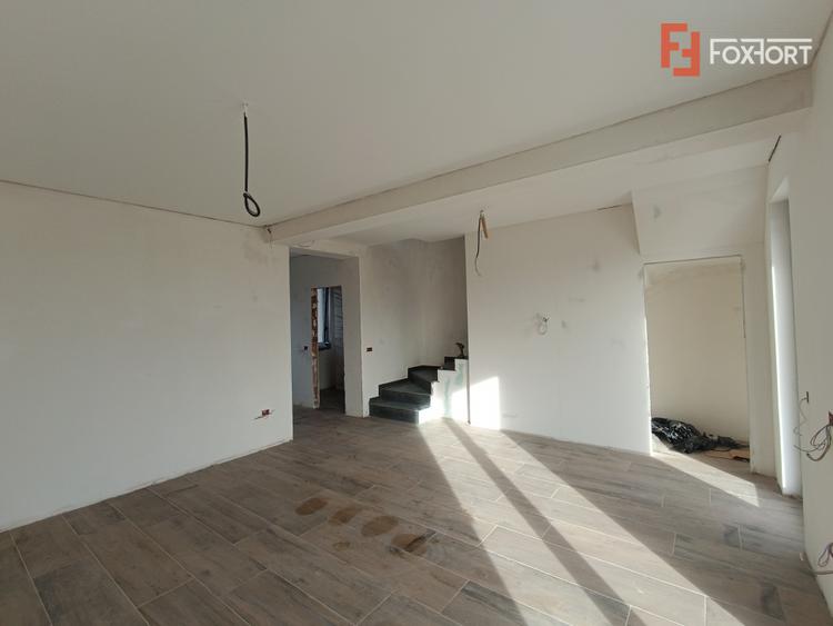 Casa insiruita cu 3 camere si teren de 200 mp, Parter + Etaj, zona Giroc