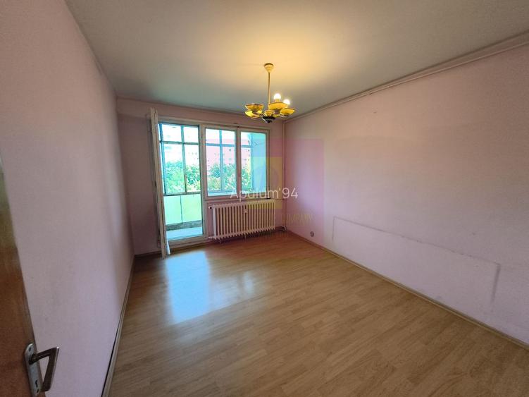 Drumul Taberei - Valea Ialomiței,  Apartament 3 camere în Bloc P+4 - 13