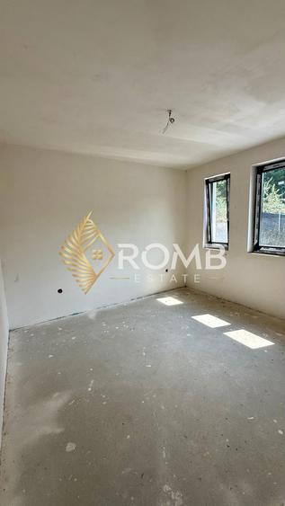 Duplex cu 5 camere, 2 garaje, semifinisat, zona Tauti