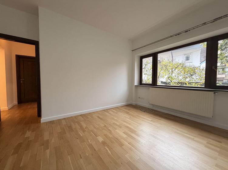 APARTAMENT 3 CAMERE | MEZANIN | PRIMAVERII