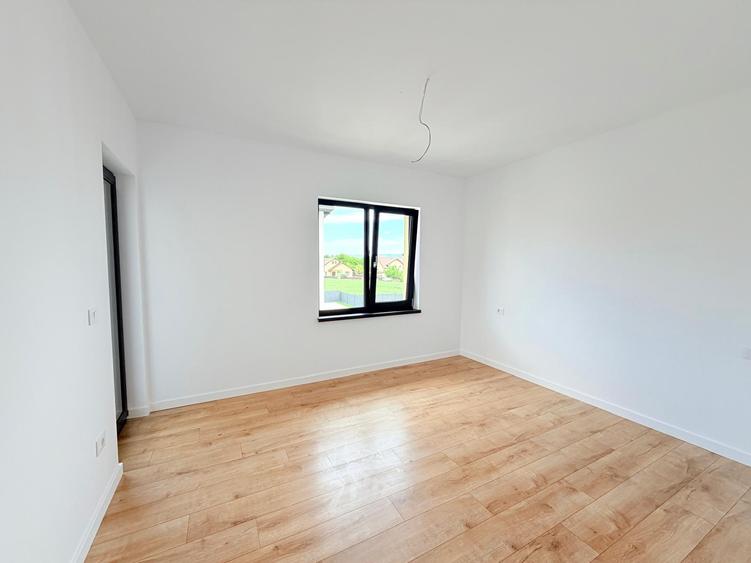 PROPRIETAR: Casa Valea Adâncă, zona 5 Drumuri, 124 mp + terasă, balcon și beci