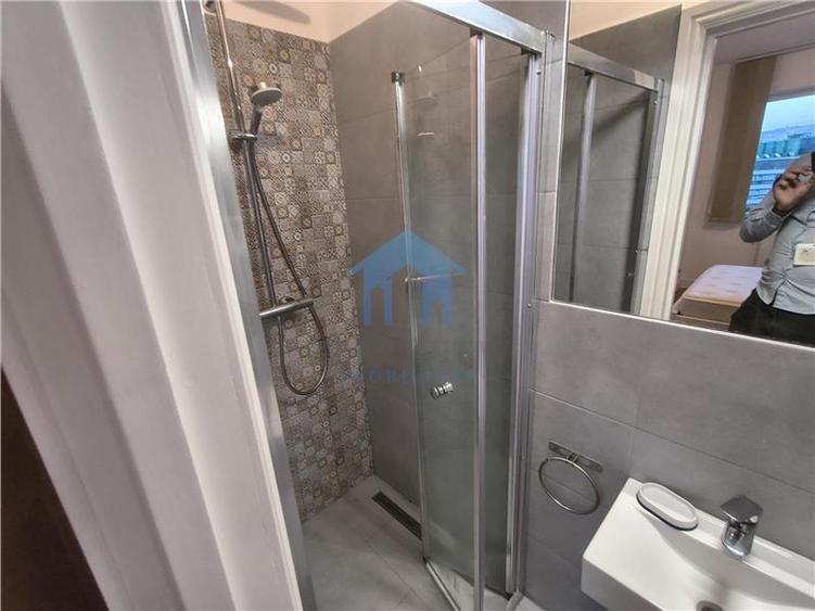 Apartament 3 camere, Piata 1 Mai