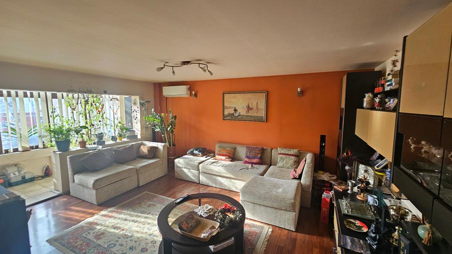 Apartament 4 camzere zona Otopeni-Central