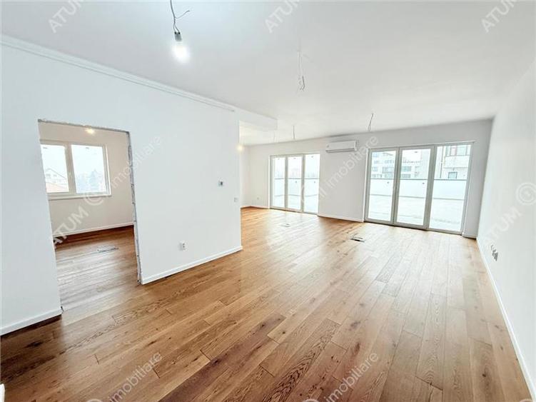 Penthouse cu 4 camere 111 mp utili terasa 78 mp doua locuri parcare