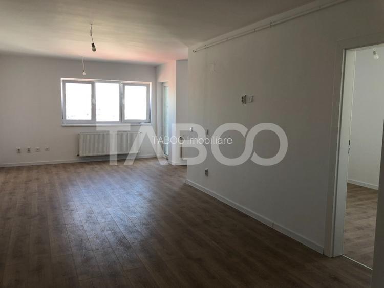 COMISION ZERO !! Apartament 3 camere 66 mpu balcon Doamna Stanca Sibiu - 2
