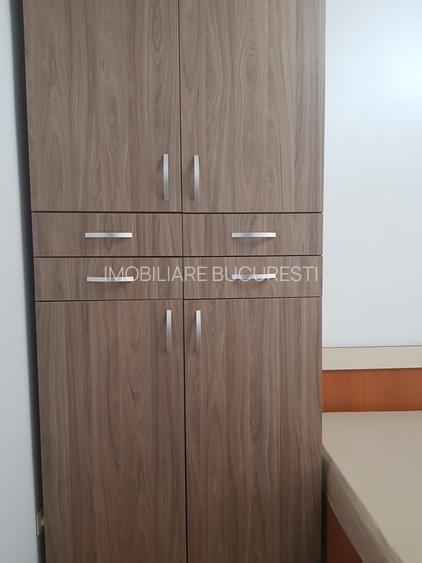 Inchiriere 2 camere, Piata Resita, etaj 1, 360 euro