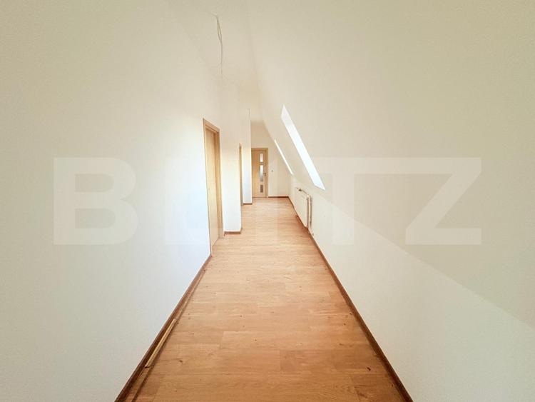 Casă de vânzare, 534 mp, teren 16.351 mp, zona Sud-Est