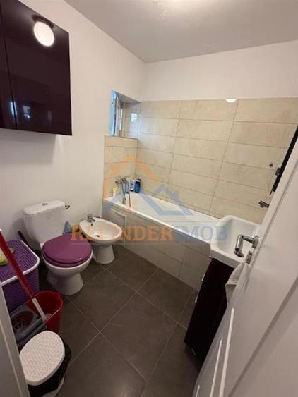 Apartament 3 camere zona Sebastian
