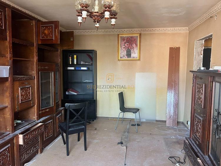 Apartament 3 camere decomandat de vanzare, 1 Decembrie, Sector 3