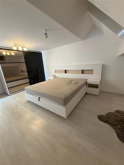 Apartament 3 Camere, Tractorul-Coresi