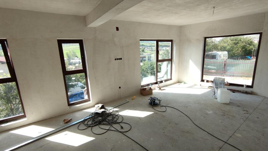 Duplex 4 camere pe Oașului, teren 240 mp, utili 162 mp